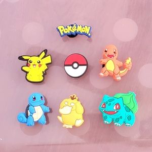 Classic Pokémon Croc charms!